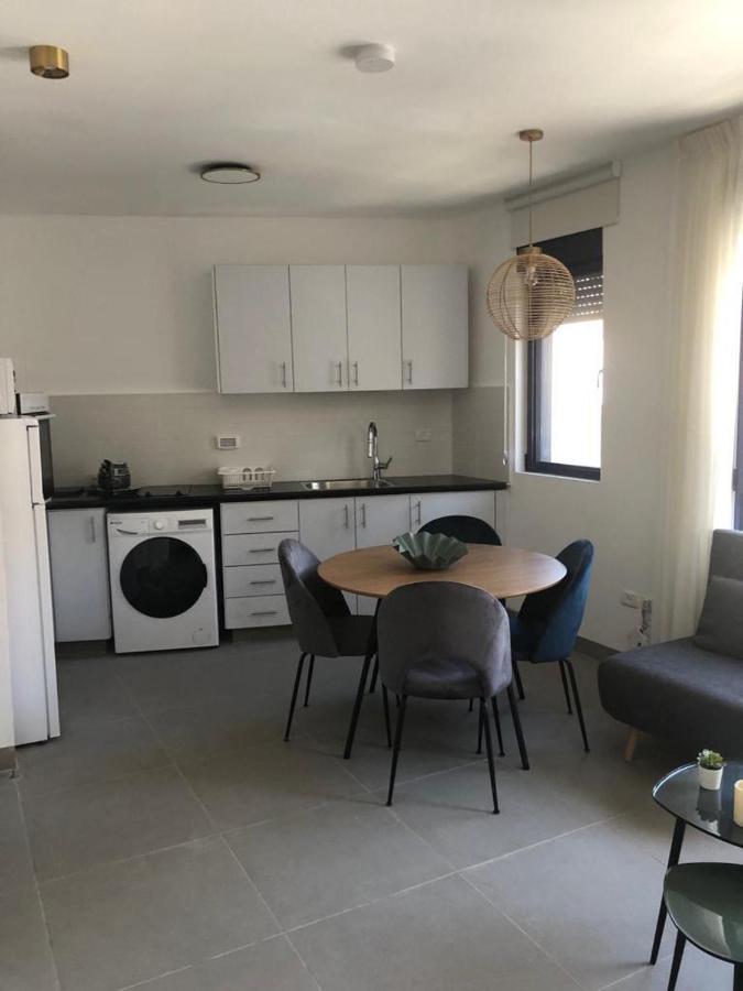 The Blue House Apartment Jerusalem Exterior photo