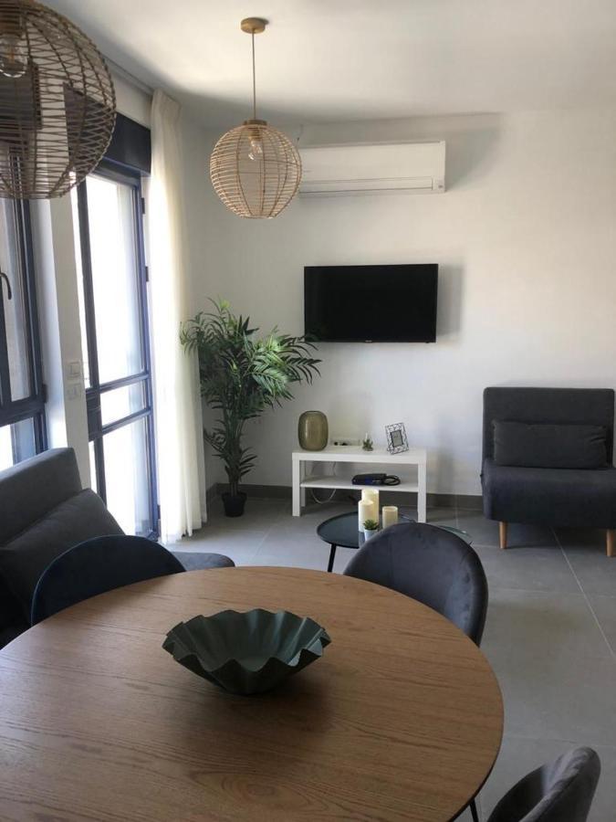 The Blue House Apartment Jerusalem Exterior photo