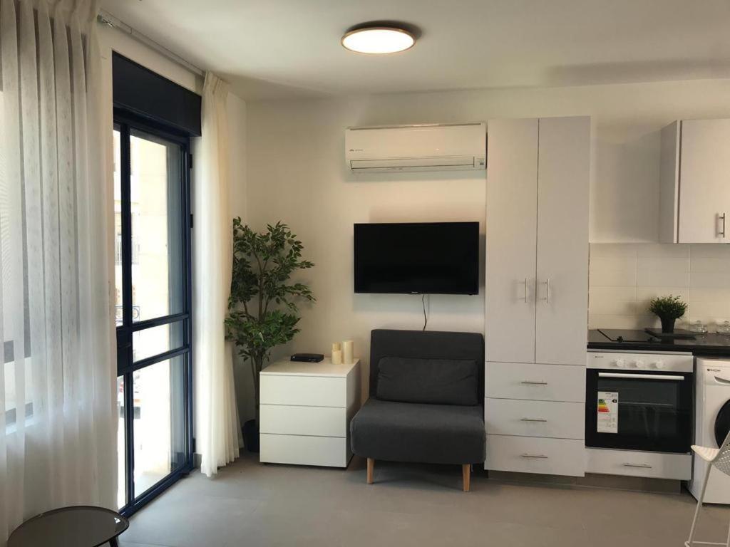 The Blue House Apartment Jerusalem Exterior photo